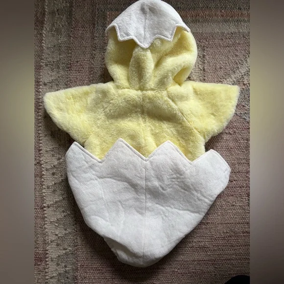 Pottery Barn Kids baby Egg Chick costume - Picture 3 of 7